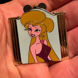 Aphrodite Disney pin